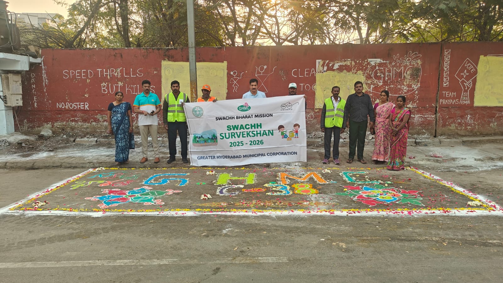 జీహెచ్‌ఎంసీ ఉదయపు ఆకస్మిక తనిఖీలు ముమ్మరం