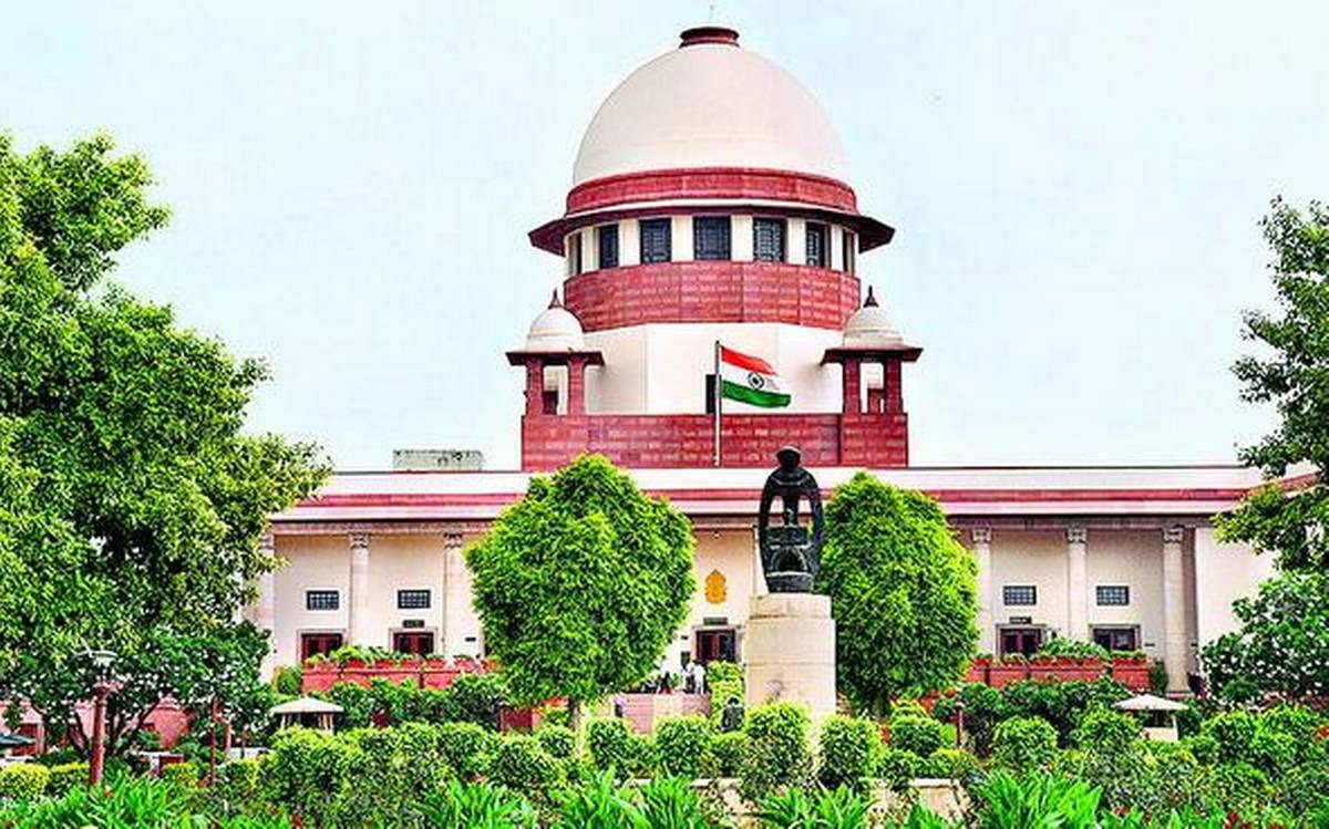 ఉచిత పథకాలపై సుప్రీంకోర్టు ఆందోళన